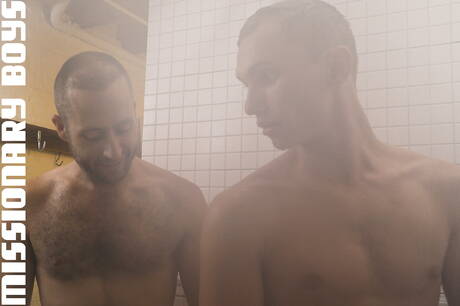 Famous americans, twink Darron Bluu and mature bear Joel Someone in hot ass fuck action in shower