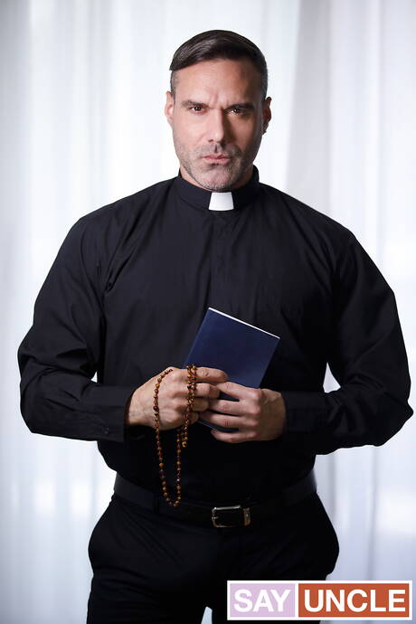 Canadian strongman Manuel Skye and american hot twink Adrian Hill fuck after dick sucking