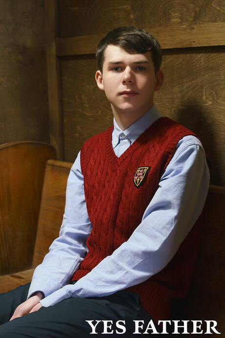 Nette amerikanische Jungs, heißer Twink Dakota Lovell und junger Pater Fiore haben einen guten Analsex