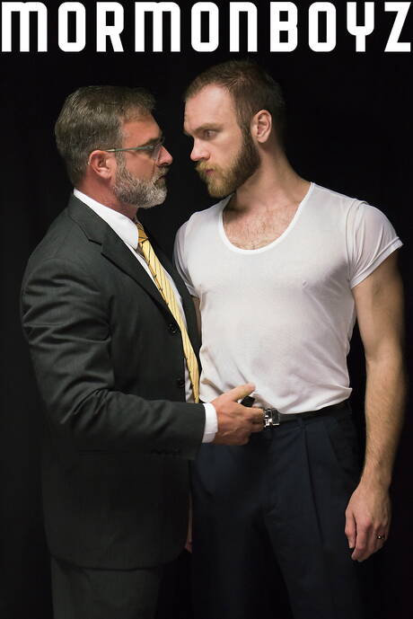 Pretty american guys hot bear Peter Marcus and hot bear Kristofer Weston teasing with sex toy