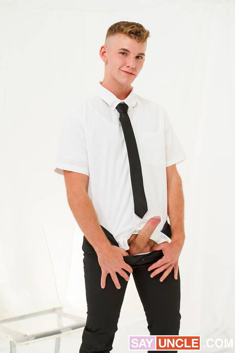 De aardige Amerikaanse homobeer Dale Savage en de knappe jongen Jack Waters hebben een hete seksdate