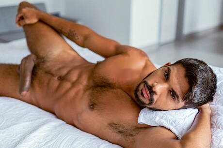 Raging Stallion: Beefcake Gael and strongman Yuri Oberon fuck after dick sucking