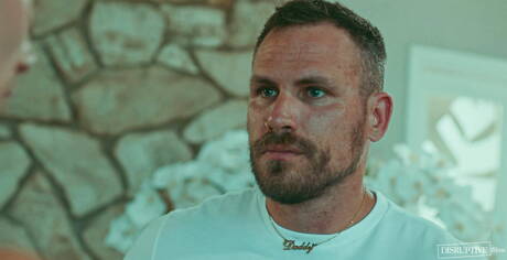 American twink Cyrus Stark and stud Jake Jaxx banged each other outdoor