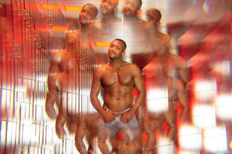 Spanish bear Dani Robles and black beefy Andre Donovan in black on white sex outdoor