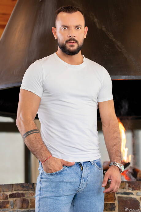 Falcon Studios: Russian hot twink Dmitry Osten and portuguese bear Sir Peter drilling an ass