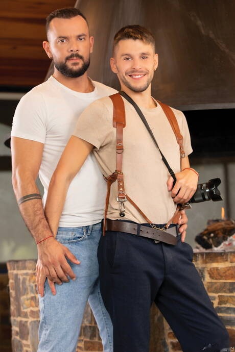 Russian hot twink Dmitry Osten and portuguese bear Sir Peter drilling an ass