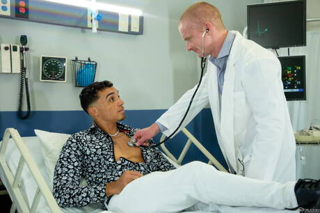 Two american dudes well-built Amone Bane and otter Brody Fox have a hot couple scene