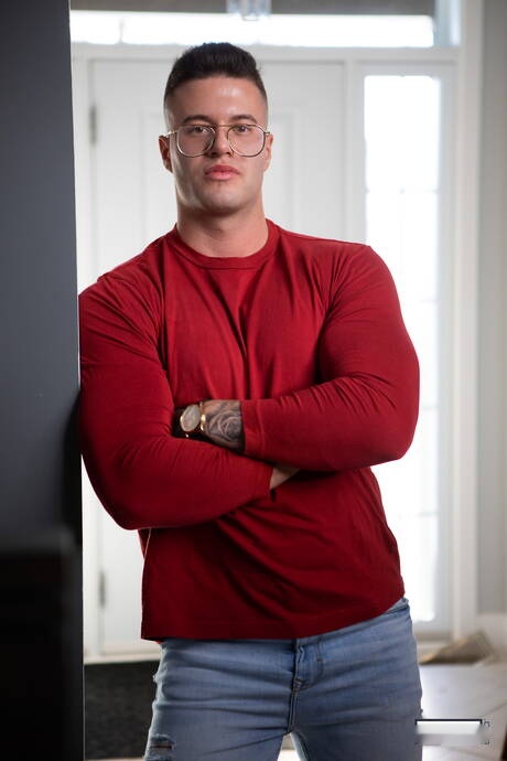 Canadian husky guy Clark Delgaty and latin muscular Presley Scott in hot homosexual scene outside