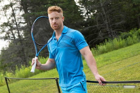 Men: Canadian muscular Malik Delgaty and husky guy Tim James love each other outdoor