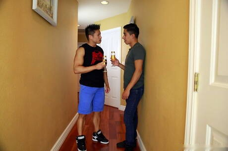 Hot american boys strong bull Jessie Lee and tough guy Anthony Stevens posing nude