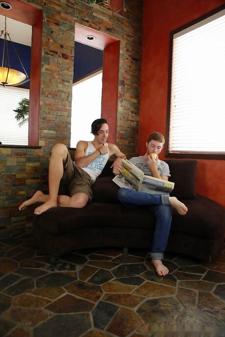 American otter Seamus Oreilly and muscular Raphael Marino in hot ass fuck action