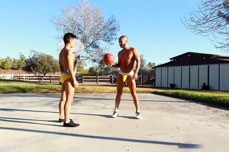 Muscular Robin and latin beefcake Mario Costa in hard anal sex outside