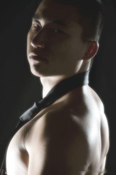 Asian tough guy Kai having a pleasure outside