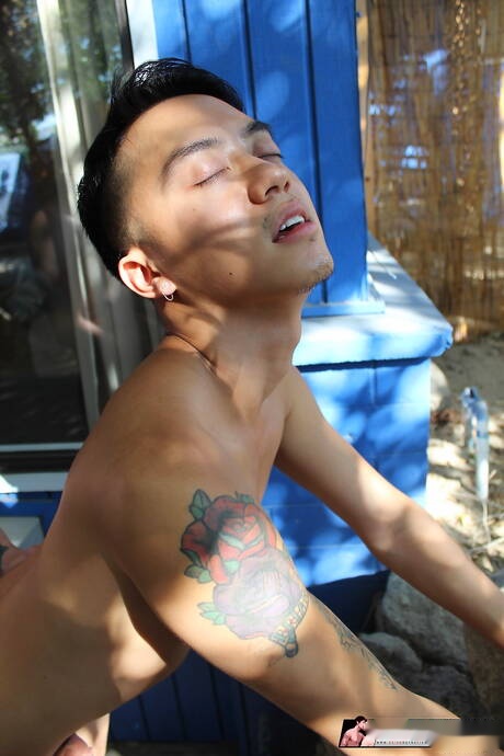 Asian hunky guy Coda Filthy fuck after blowjob outdoor