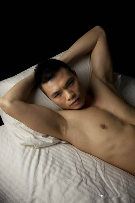 Asian superstud Ben posing naked
