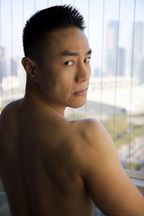 Asian well-built Andy Stroker shows a perfect body