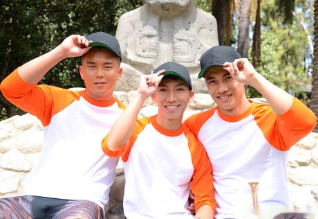 Hot american dudes superstud David Ace and bodybuilder Ken Ott fuck after blowjob outside