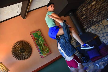 Hot american boys twink Ari Nucci and well-built David Ace have a hot sex