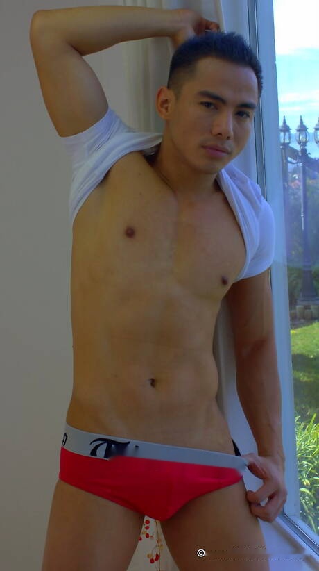 Peter Fever: Oriental tough guy Jethro undressing and showing his ass