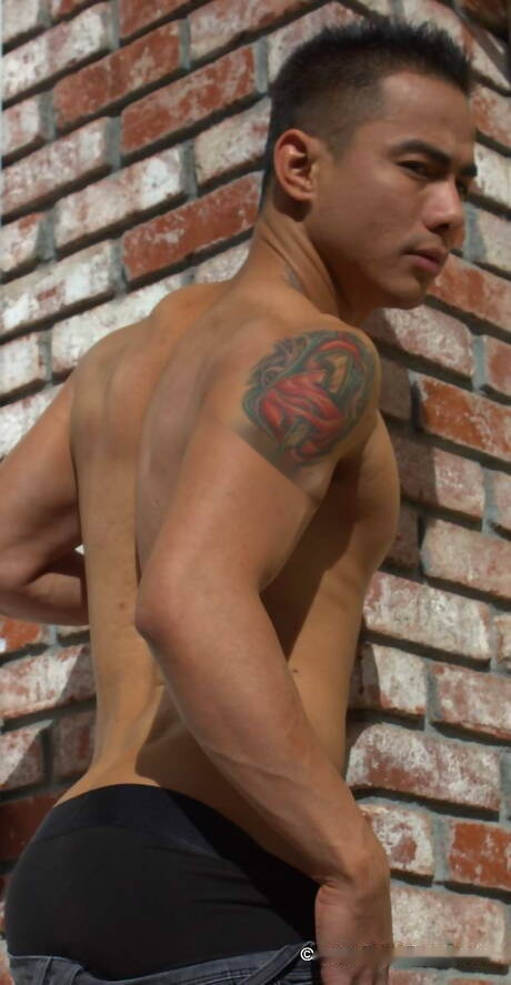 Oriental tough guy Jethro undressing and showing his ass outdoor