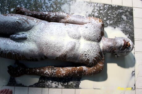 Sexy americans, husky guy Osiris Blade and bull Ken Ott in hot ass fuck action in hot shower