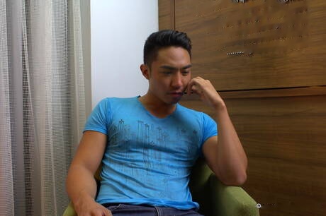 Asian well-built Jp shows a beautiful body