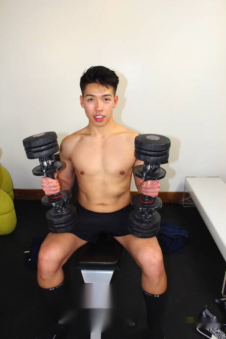 Oriental tough guy Alex Chu and well-built Dylan Art Nguyen in hot ass bang