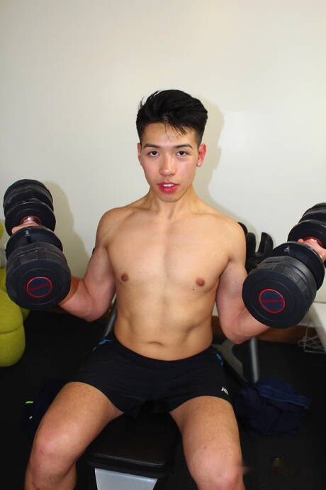 Oriental tough guy Alex Chu and well-built Dylan Art Nguyen in hot ass bang