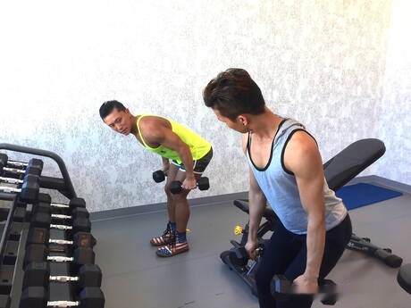 Oriental bull Shen Powers and asian young boy Levy Foxx have a hot couple sex