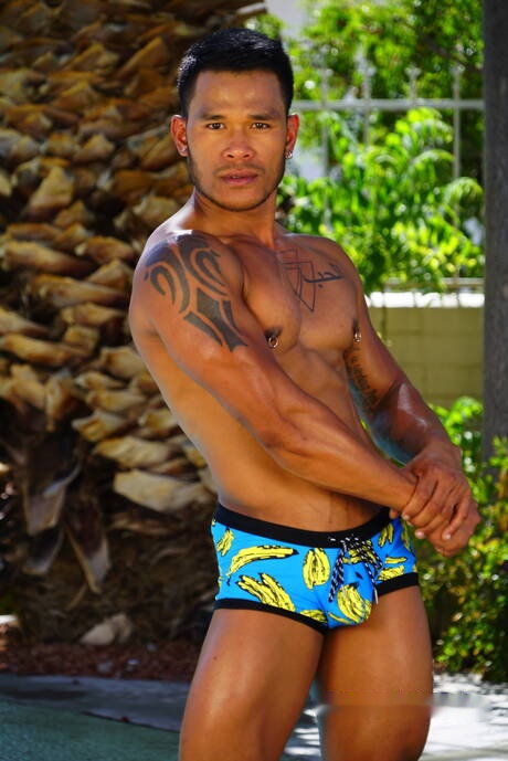 Asian bull Trevor Northman get naked and showing his ass at pool