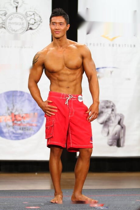 Oriental strong bull Peter Le undressing and showing hot ass