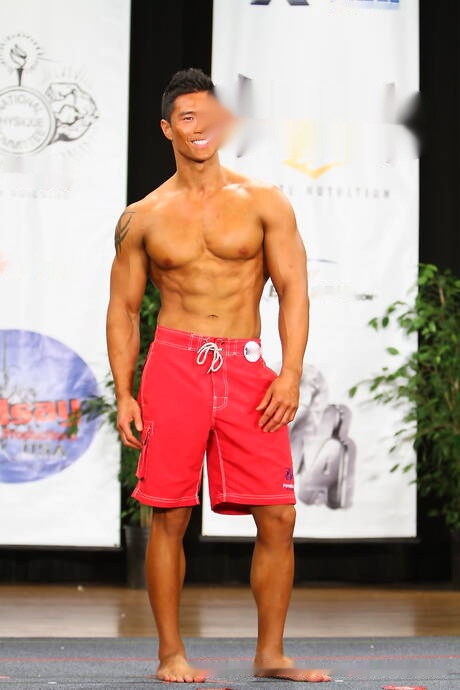 Oriental strong bull Peter Le undressing and showing hot ass