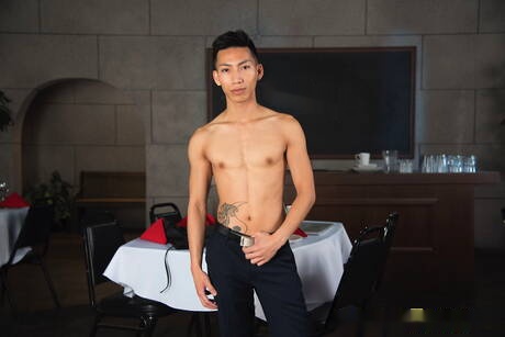 Nice american boys strong bull Max Konnor and husky guy David Ace have a hot couple sex