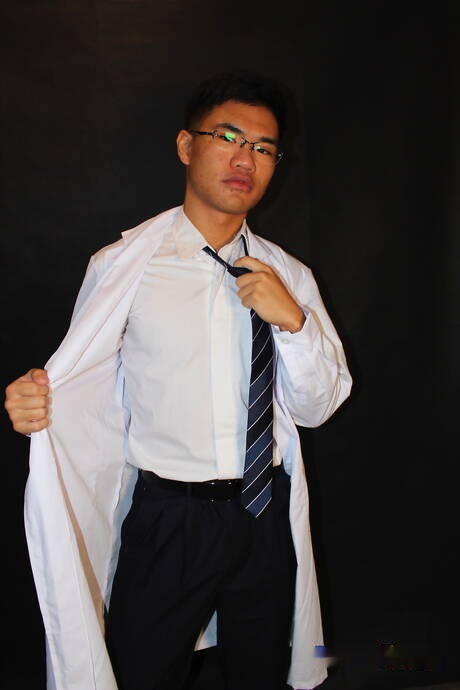 Oriental superstud Don fuck ass after sucking cock