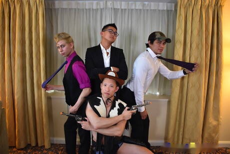 Jake Perez, Ray, Jessie Lee, Daniel tienen un buen sexo grupal