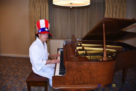 Peter Fever: Nice american boys bodybuilder Jessie Lee and pretty boy Daniel Hausser have a good anal sex