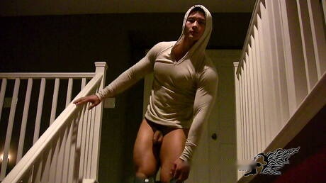 El fuerte toro oriental Peter Le muestra un cuerpo robusto