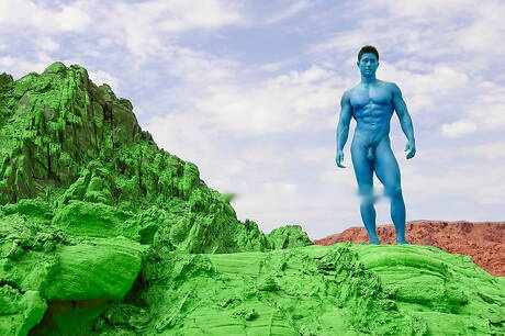 Asian bodybuilder Peter Le posing nude and showing tight ass outside