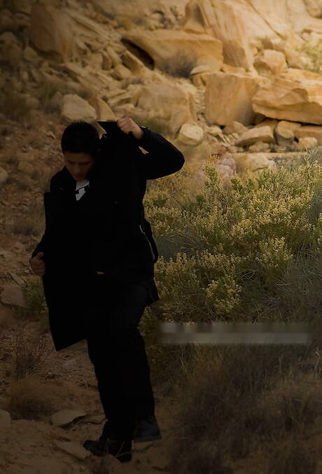 Oriental strong bull Peter Le take off his clothes outdoor