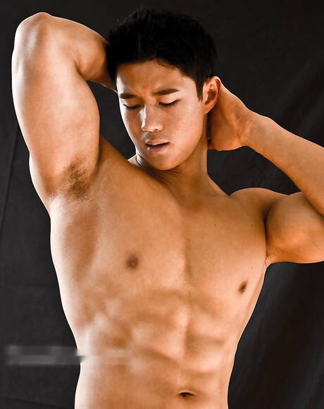 Oriental bull Peter Le shows a husky body