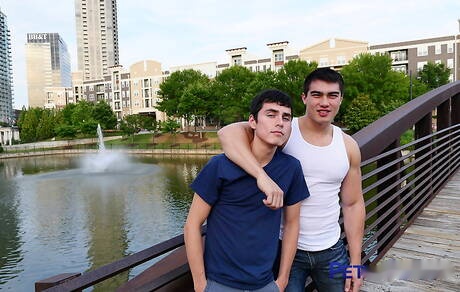 Oriental muscular Axel Kane fuck ass after sucking outdoor