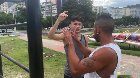 Superstud Marcello Wiliam and brazilian young dude Hanry Onlyjapa drilling an ass outside