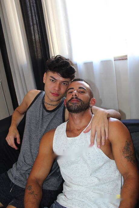 Peter Fever: Superstud Marcello Wiliam and brazilian young dude Hanry Onlyjapa drilling an ass outside