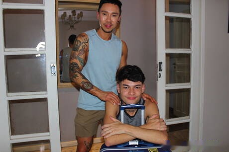 拉丁美少年Hanry Onlyjapa與東方猛牛Travis Yukarin熱戀