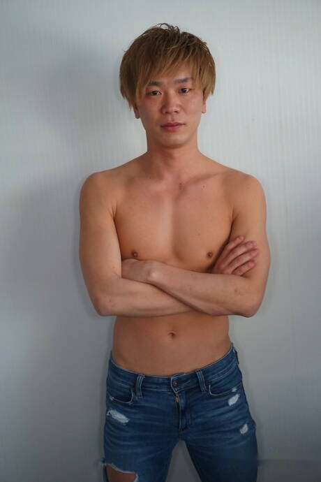 Stud Kouya and tough guy Zen in hot anal sex in bathroom