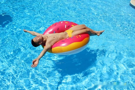 Hot american boys young Kai Cho and muscular Hans Raw fuck ass after sucking dick at the pool