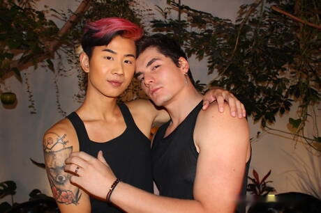 Muscular Axel Loon Bernal and asian pretty boy Nolan Knox fuck after dick sucking outside