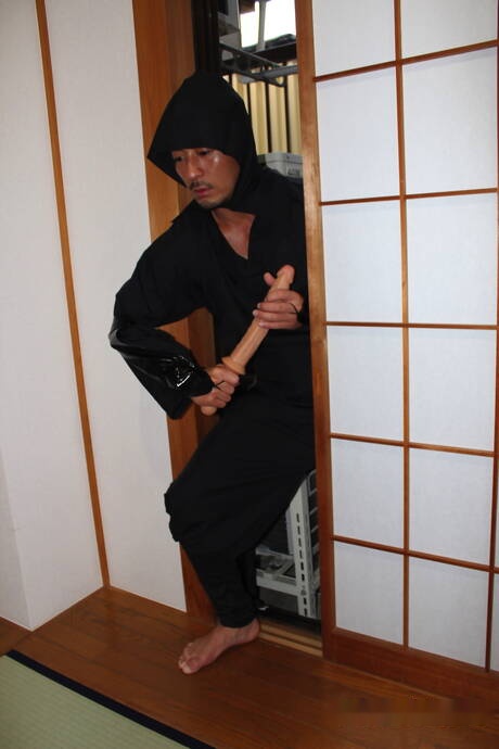 Tough guy Hiroya and beefcake Ramu have a hot sex