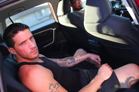 Two american guys otter Ty Roderick and muscular Jon Darra fuck ass after sucking cock outside