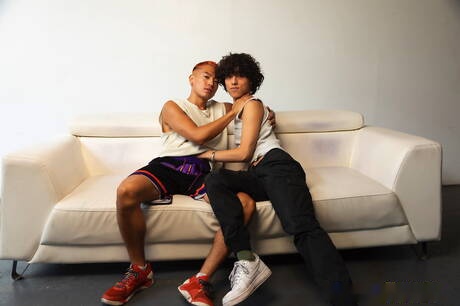 Twink Chenny and young dude Sammy Sinsss get naked and showing tight butt